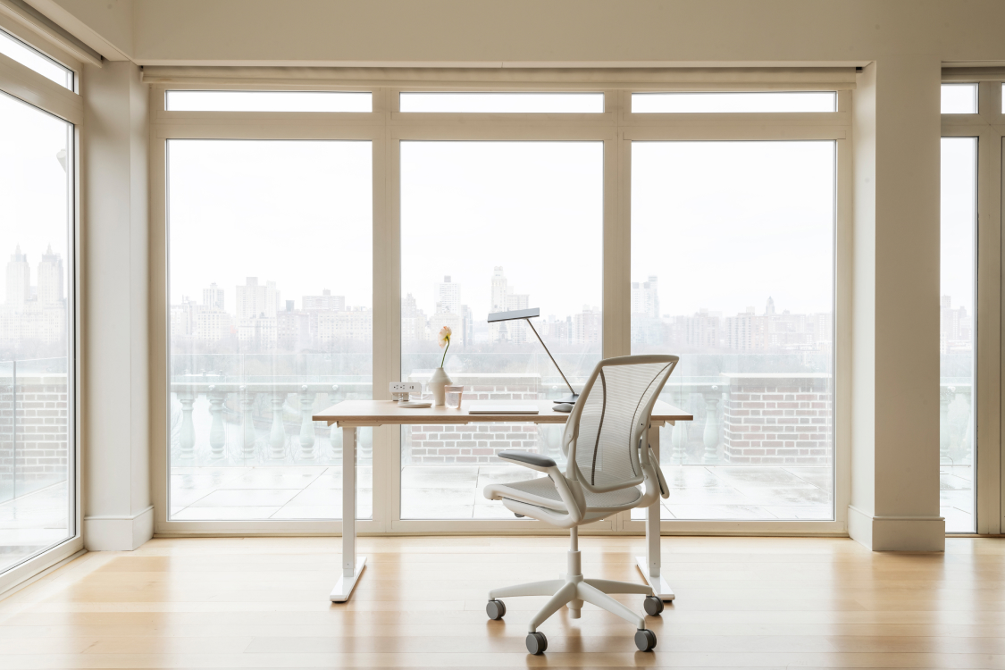 Freedom Headrest in Kvadrat Vanir textile with Graphite Frame