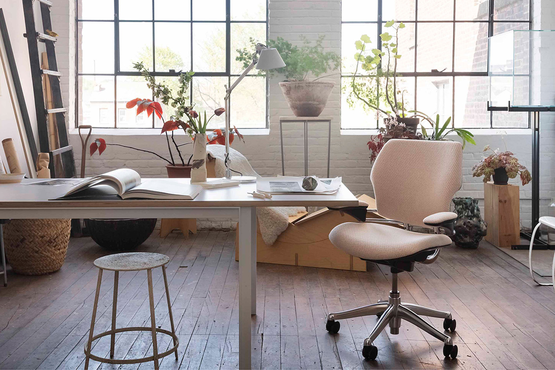 Freedom Task in Kvadrat Coda 2 textile with Polished Aluminium Frame